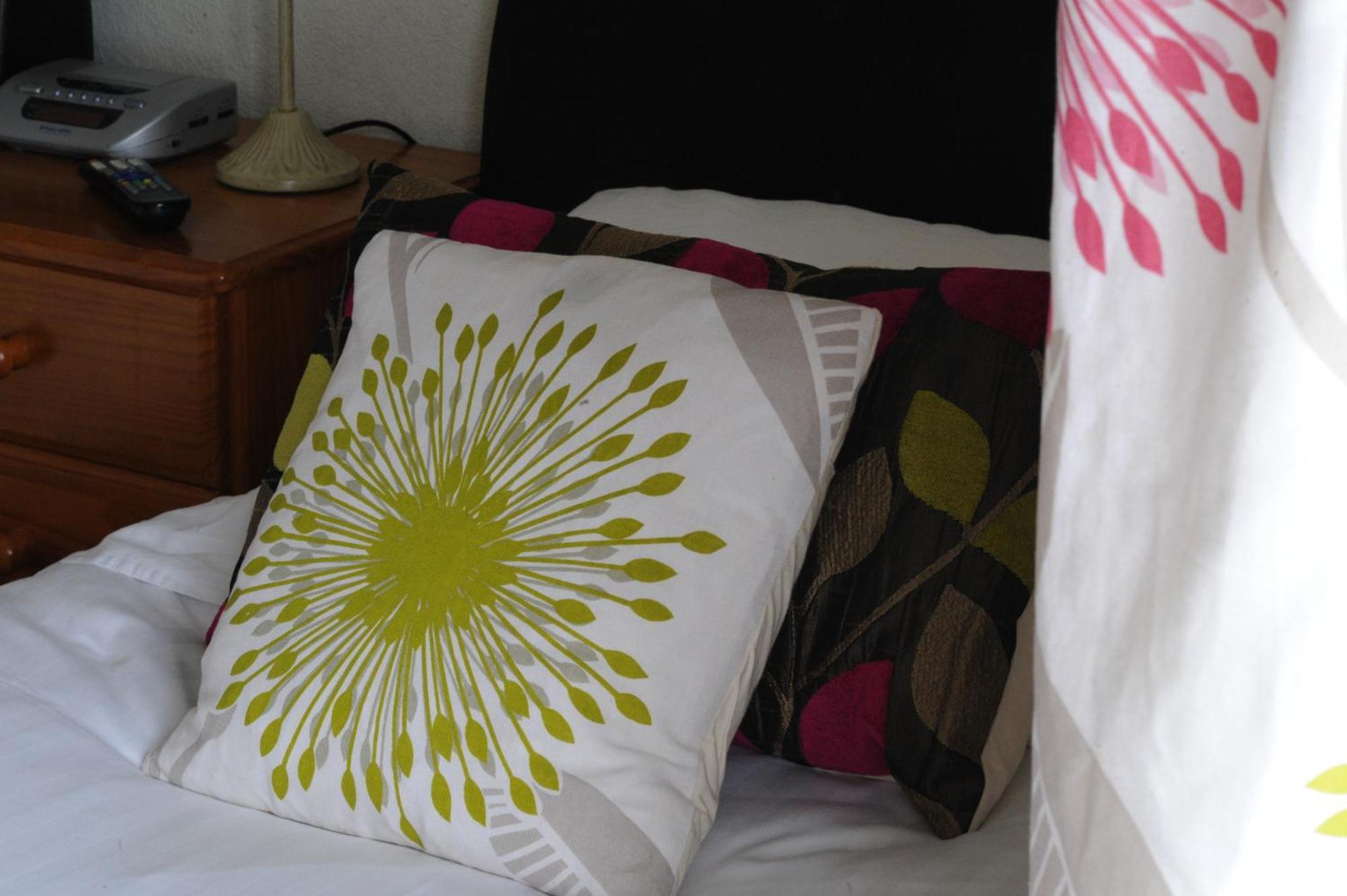 Отель Anacapri Фалмут Номер фото Cushions